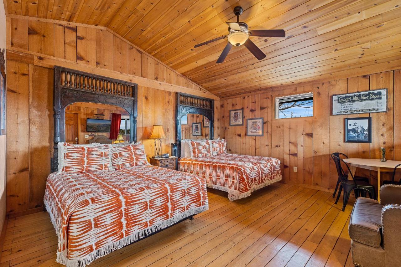 Trapper's Rendezvous Bed & Breakfast