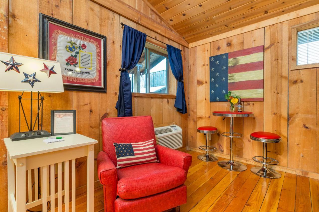 Trapper's Rendezvous Bed & Breakfast Williams